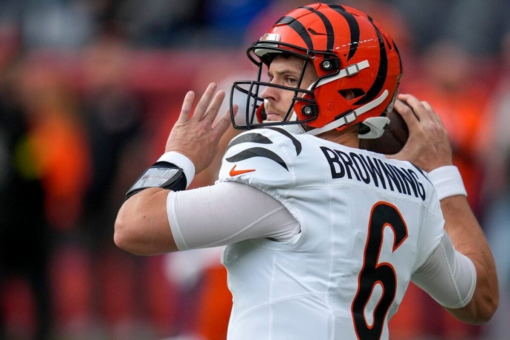 Bucs Switch Up Decision On Rb Sean Tucker 5 New Bucs Qb Jake Browning