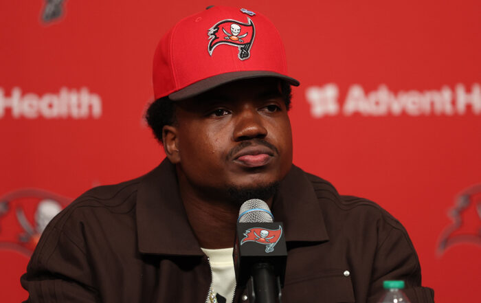 Bucs Olb Rueben Bain Jr.