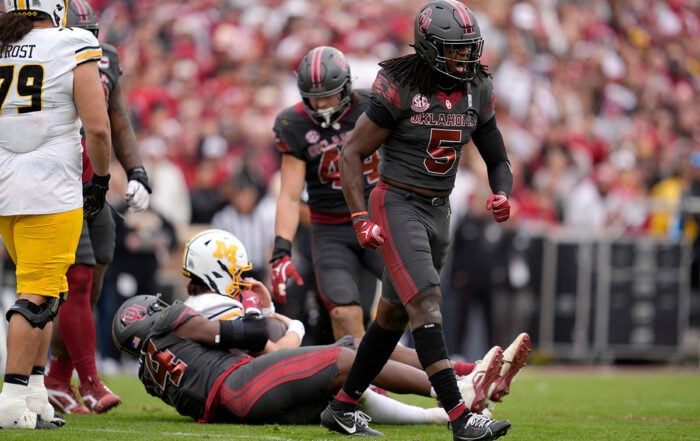 Oklahoma Ilb Kendal Daniels Bucs