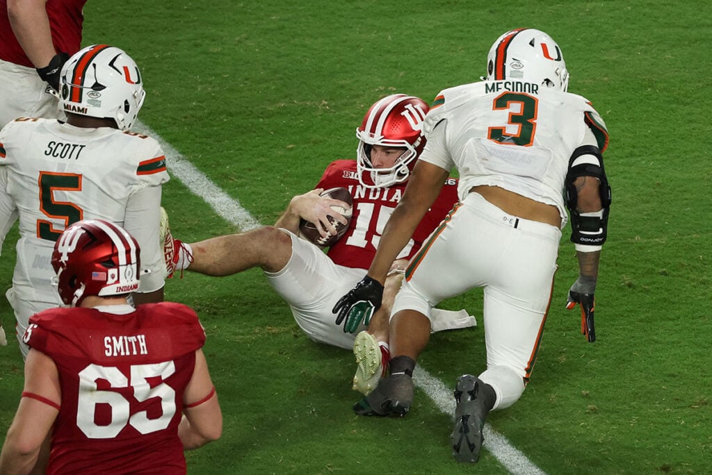 Sr'S Fab 5: Akheem Mesidor – The Relentless Edge Rusher The Bucs Need 6 Miami Edge Rusher Akheem Mesidor And Indiana Qb Fernando Mendoza