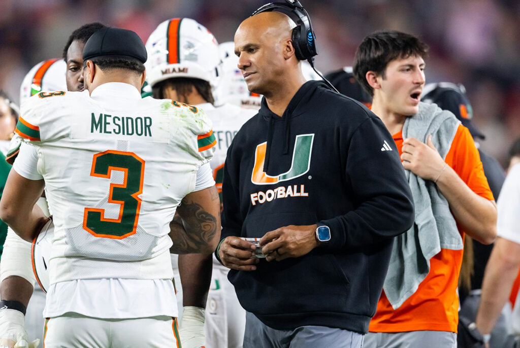 Sr'S Fab 5: Akheem Mesidor – The Relentless Edge Rusher The Bucs Need 8 Miami Edge Rusher Akheem Mesidor And Pass Rush Coach Jason Taylor Bucs