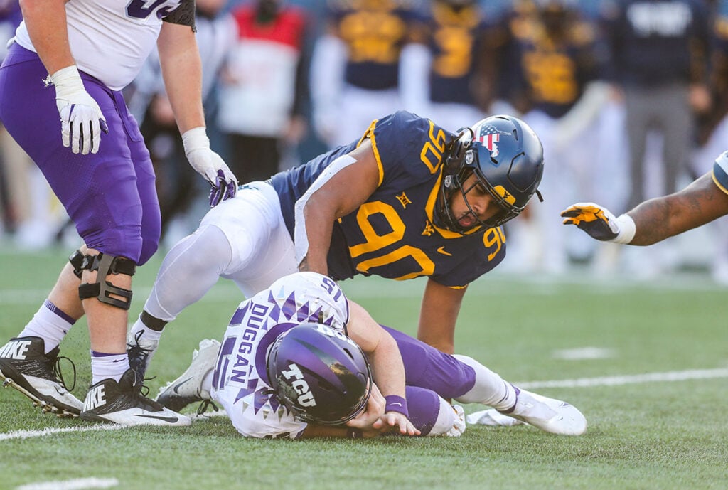 Sr'S Fab 5: Akheem Mesidor – The Relentless Edge Rusher The Bucs Need 4 Miami Edge Rusher Akheem Mesidor Bucs