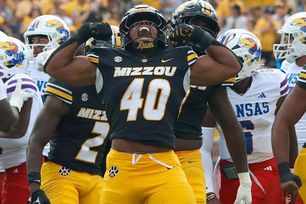 Bucs Ilb Josiah Trotter