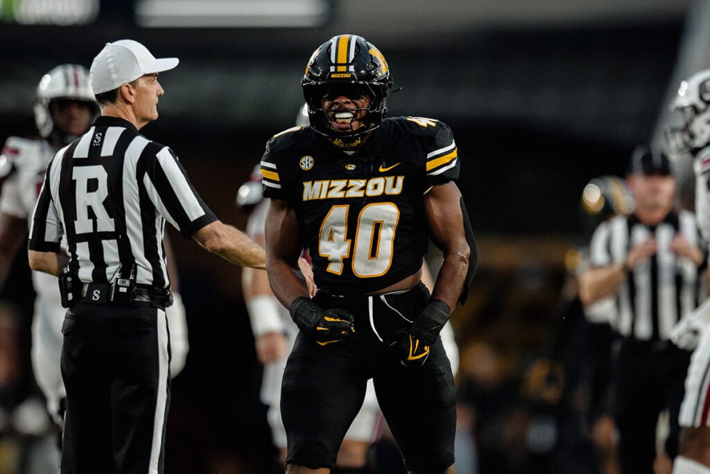 Bucs Ilb Josiah Trotter 