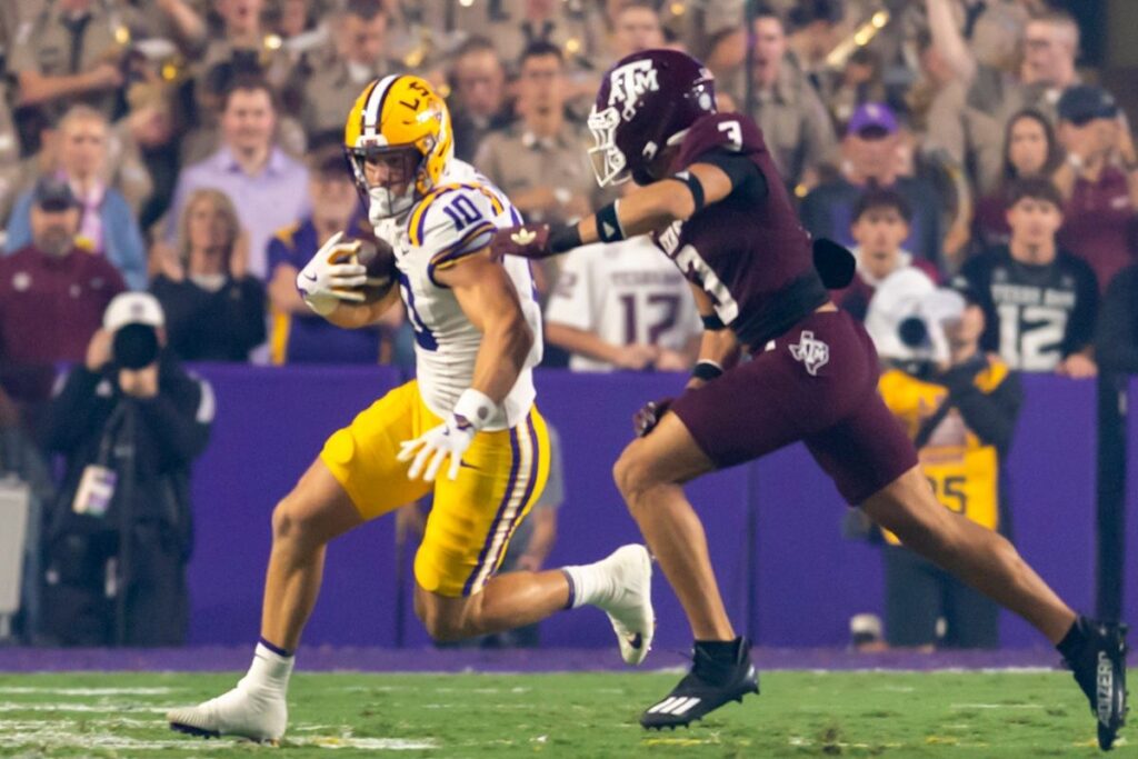 Bucs Trade Up, Draft Te Bauer Sharp In Round 6 3 Lsu Te Bauer Sharp