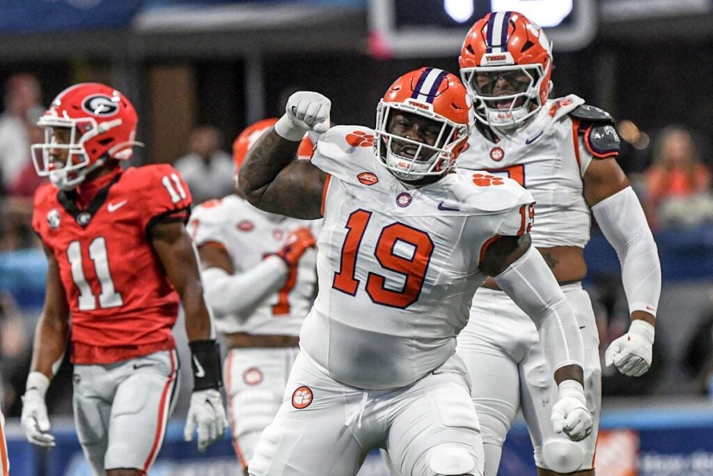 Bucs Draft Db Keionte Scott In Round 4 7 Clemson Dt Demonte Capehart Bucs