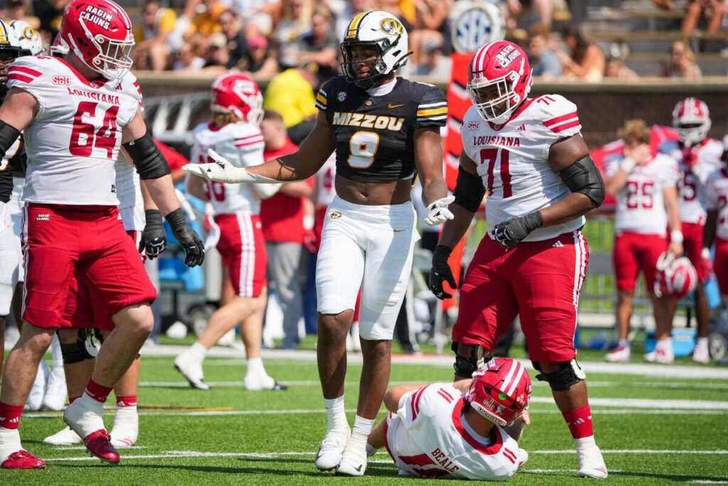 Missouri Edge Rusher Zion Young