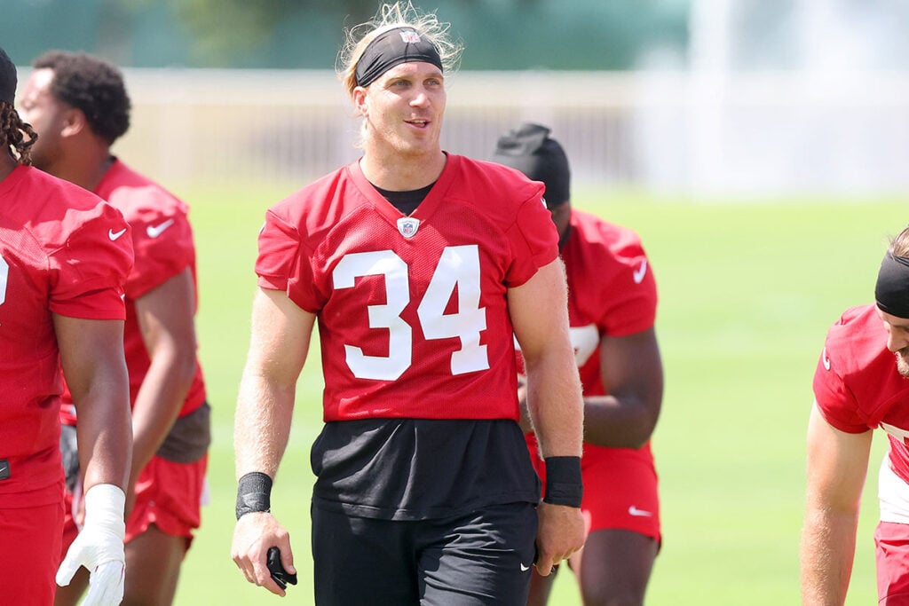 Point-Counterpoint: Are Bucs Really Top Contenders In The Nfc? 5 Bucs Ilb Alex Anzalone