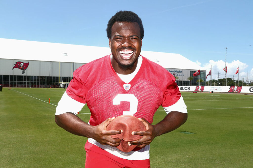 Bucs Rookie Mini-Camp Insider Day 1: Bain In &Amp;Quot;Midseason Form,&Amp;Quot; New Coaches Bring Juice 2 Bucs Olb Rueben Bain Jr.