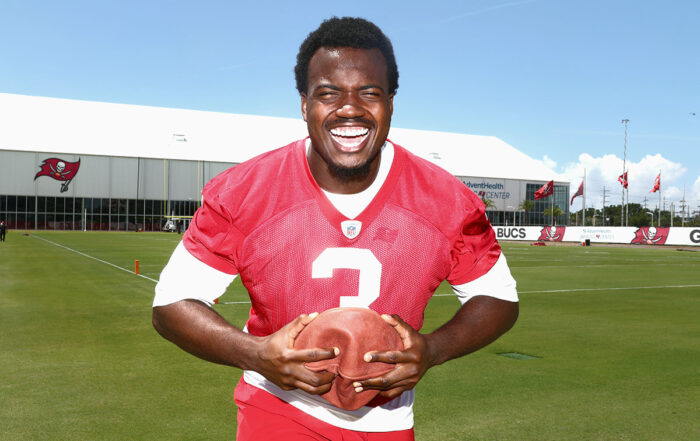 Bucs Olb Rueben Bain Jr.
