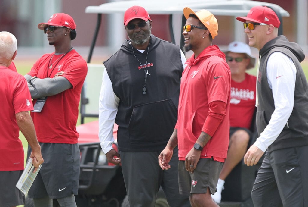Bucs Rookie Mini-Camp Insider Day 2: Hurst Has More To Prove, No Takeaways From Defense 5 Bucs Hc Todd Bowles And Cbs Coach Rashad Johnson