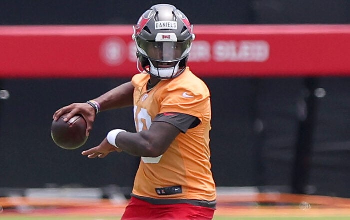 Bucs Qb Jalon Daniels