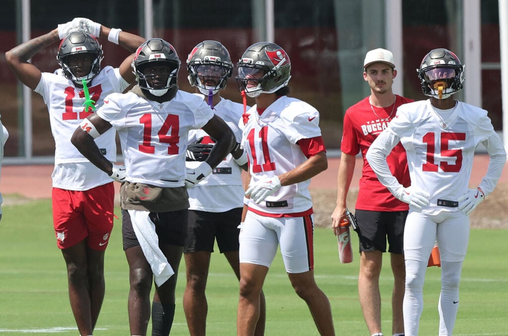 Slivon'S Slant: Inside The 2026 Bucs Tight End Room 8 Bucs Wrs Ted Hurst, Chris Godwin Jr., Emeka Egbuka, Jalen Mcmillan And Tez Johnson