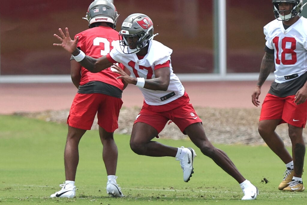 Pewter Report Podcast: Bucs Rookie Mini-Camp Recap: Day 2 6 Bucs Wr Ted Hurst