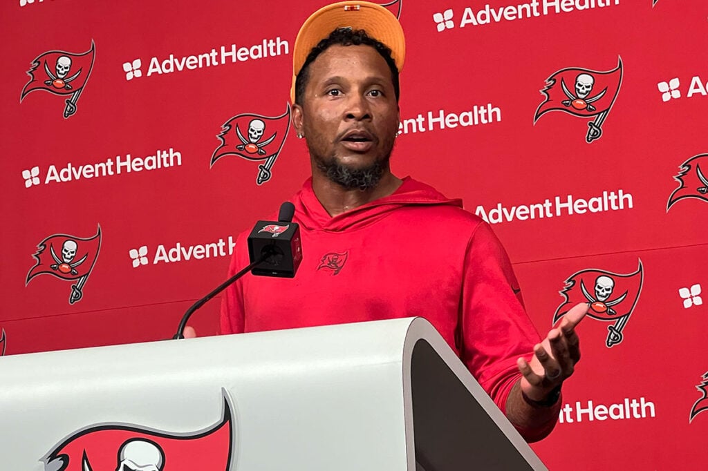 Sr'S Fab 5: Rashad Johnson May Be Bucs’ Most Important Assistant Coach 3 Bucs Cbs Coach Rashad Johnson
