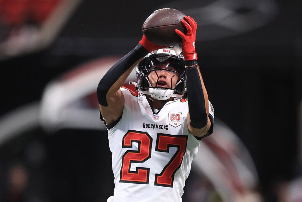 Bucs' 2027 Cash Picture Is Starting To Form 3 Mccollum Zyon Bucs Falcons 2025 Pregame Catch