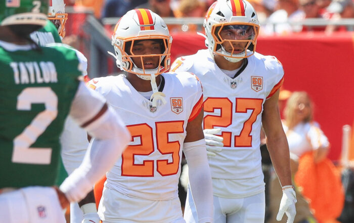 Bucs Ncb Jacob Parrish And Cb Zyon Mccollum