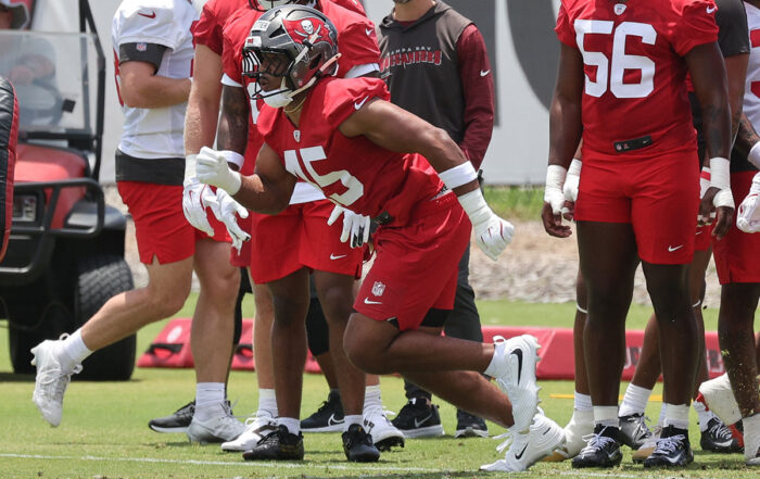 Bucs Ilb Josiah Trotter