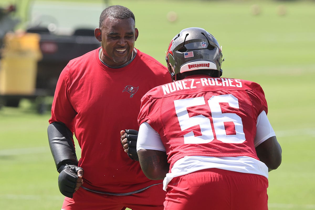 West-Marcus-Rakeem-Nunez-Roches-Bucs-Ota-Smile Bucs Dl Coach Marcus West And Dt Rakeem Nunez-Roches