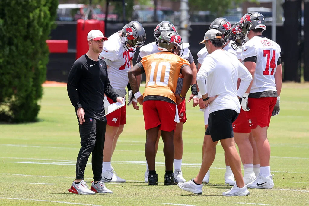 Bucs Qbs Coach Chandler Whitmer, Qb Jalon Daniels And Oc Zac Robinson
