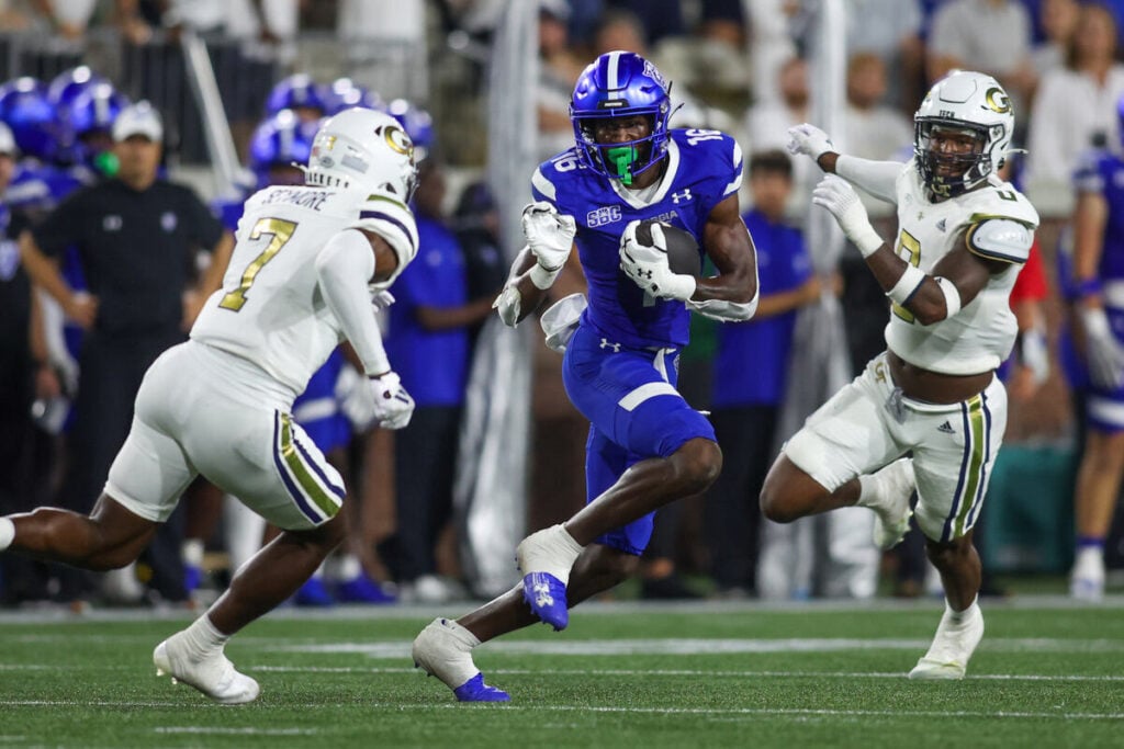 The Josiah Trotter Coverage Story Starts In October 9 Bucs Wr Ted Hurst