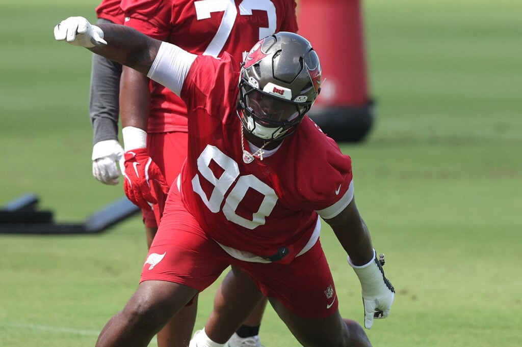 Bucs Dt Demonte Capehart