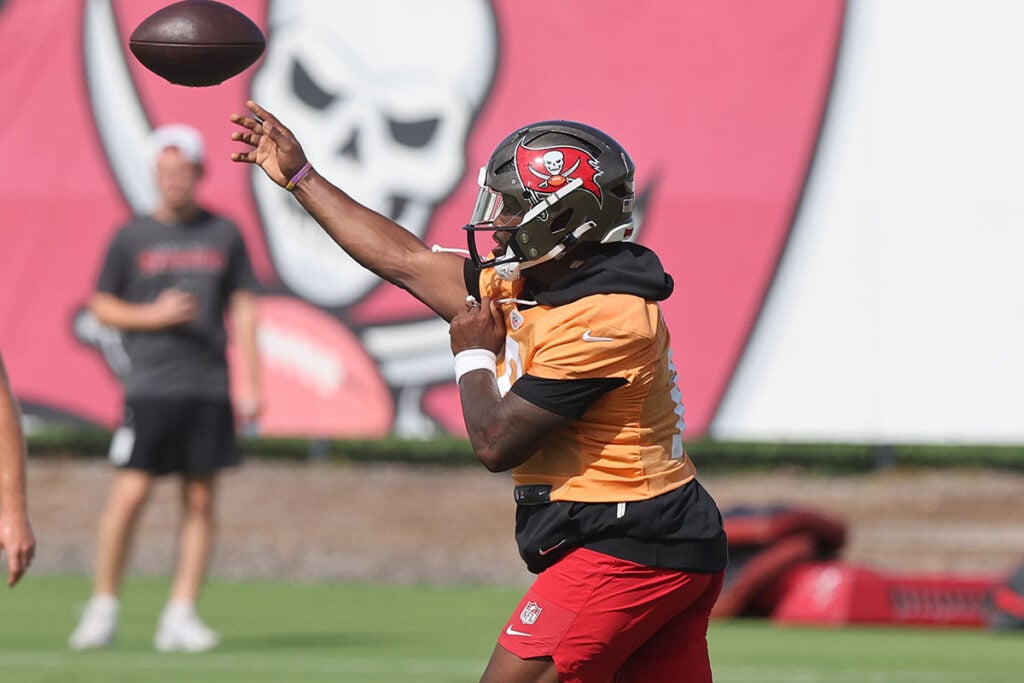 Bucs Qb Jalon Daniels