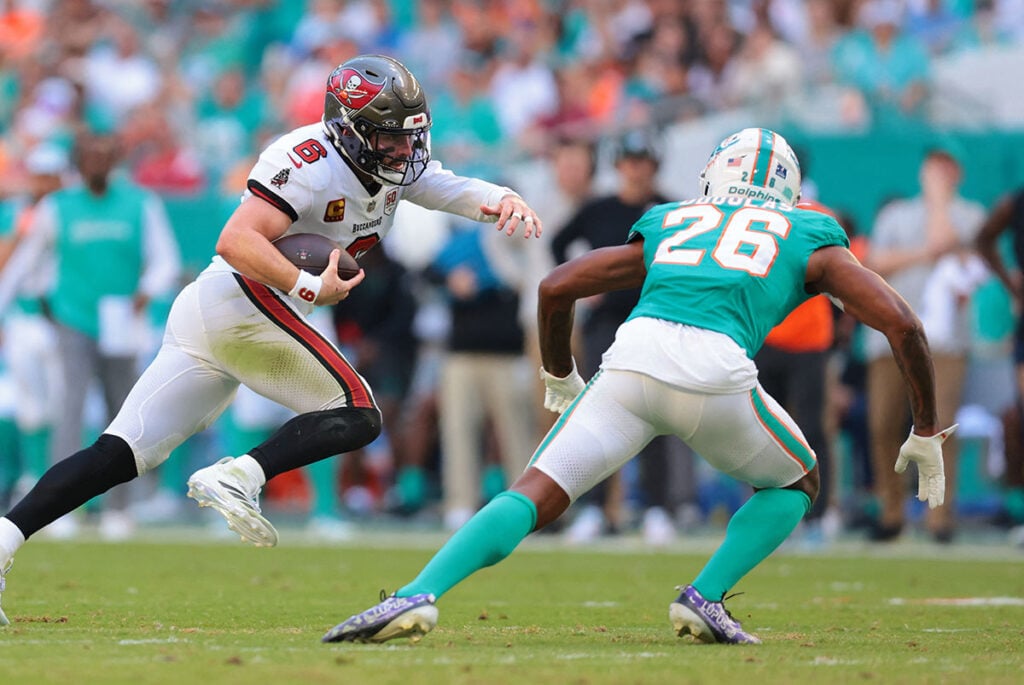 Bucs Mailbag: Best Players In Nfc South, Benjamin Morrison'S Durability 5 Bucs Qb Baker Mayfield And Dolphins Cb Rasul Douglas