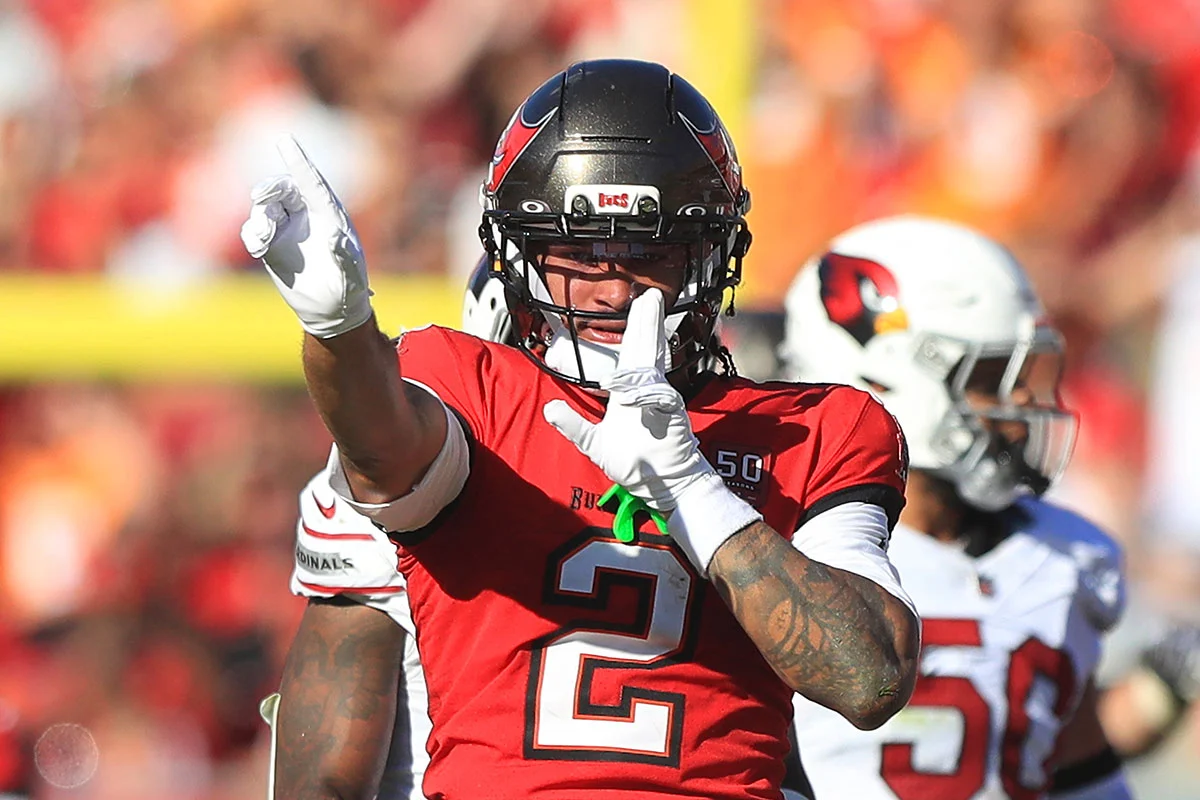 Egbuka-Emeka-Bucs-Cardinals-Gesture Bucs Wr Emeka Egbuka