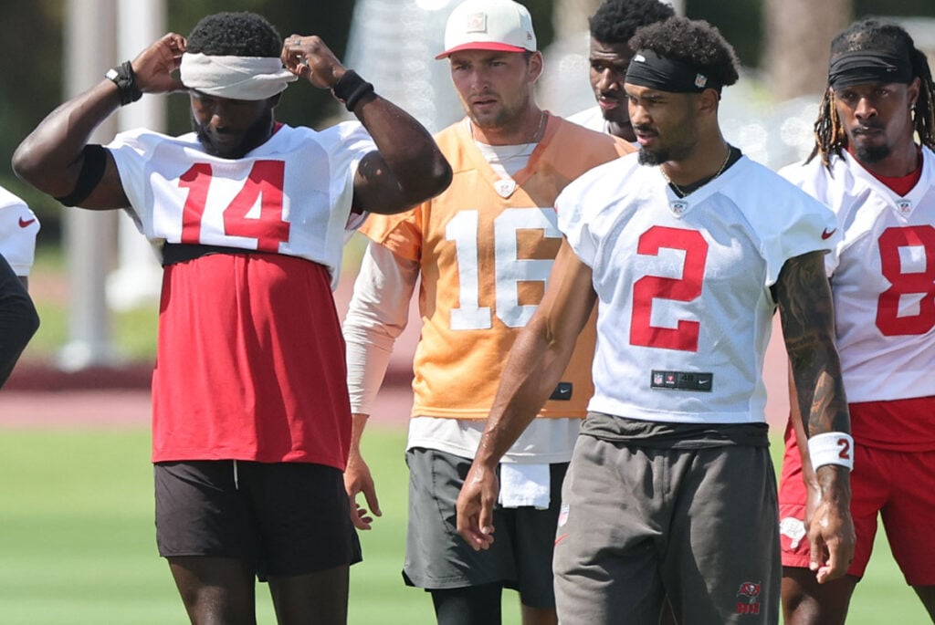 Bucs Wrs Chris Godwin Jr. And Emeka Egbuka