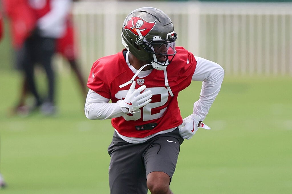 Bucs Mini-Camp Insider 6-17: One Final Practice Before Summer Break 5 Bucs Cb Josh Hayes
