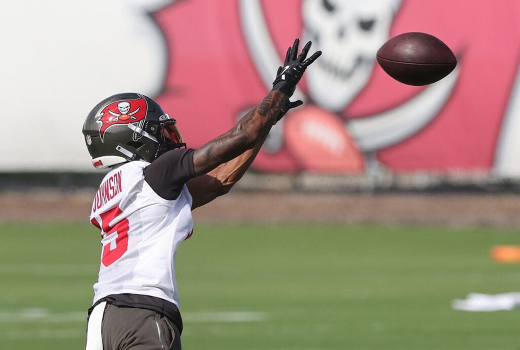 Bucs Mini-Camp Insider 6-16: New Energy, Spirited Goal Line Period Highlight The Day 6 Bucs Wr Tez Johnson