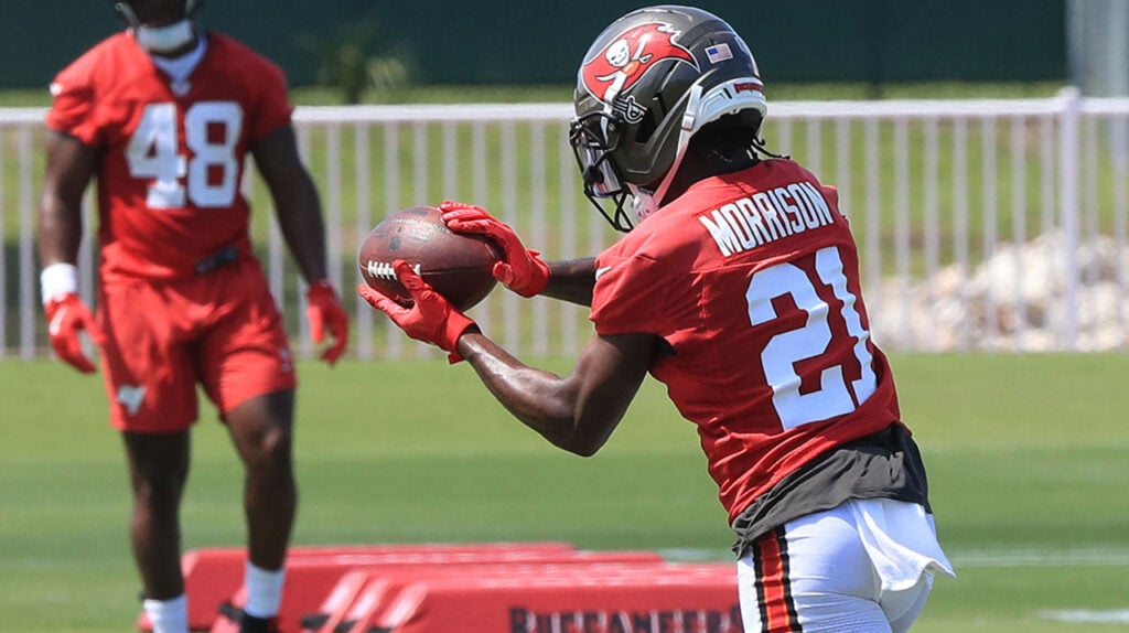 Sr'S Fab 5: Big Takeaways From Very Competitive Bucs Otas 12 Bucs Cb Benjamin Morrison - Photo By: Cliff Welch P/R