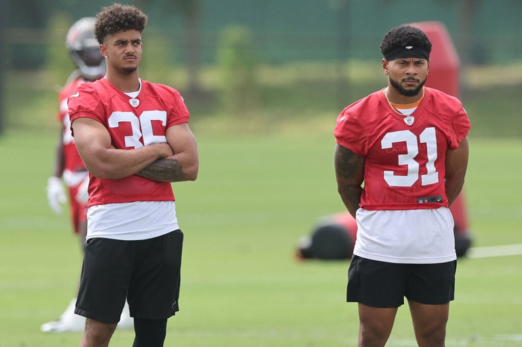 Bucs Ota Insider 6-2: Benjamin Morrison Highlights Defense'S Dominant Day 2 Bucs Ss Jj Roberts And Antoine Winfield Jr.