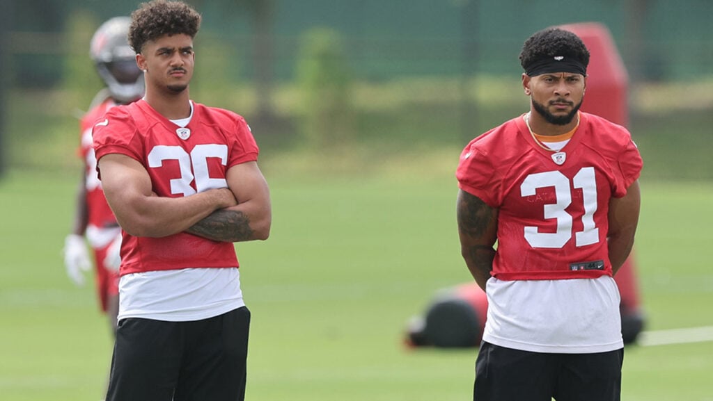 Bucs Legend Bruce Arians Joins Pewter Report Podcast Tomorrow At 4 Pm Et 7 Bucs Safeties J.j. Roberts And Antoine Winfield Jr. - Photo By: Cliff Welch P/R