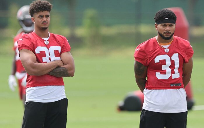 Bucs Safeties J.j. Roberts And Antoine Winfield Jr. - Photo By: Cliff Welch P/R