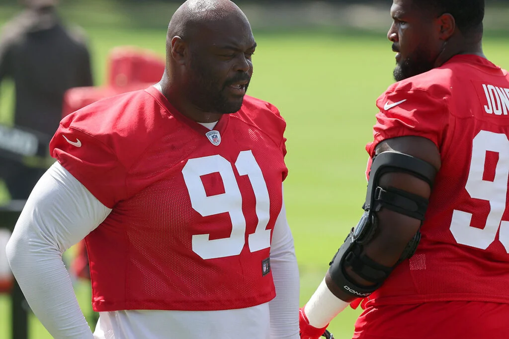 Sr'S Fab 5: A'Shawn Robinson Is The Alpha The Bucs Defense Needed 9 Bucs Dt A'Shawn Robinson
