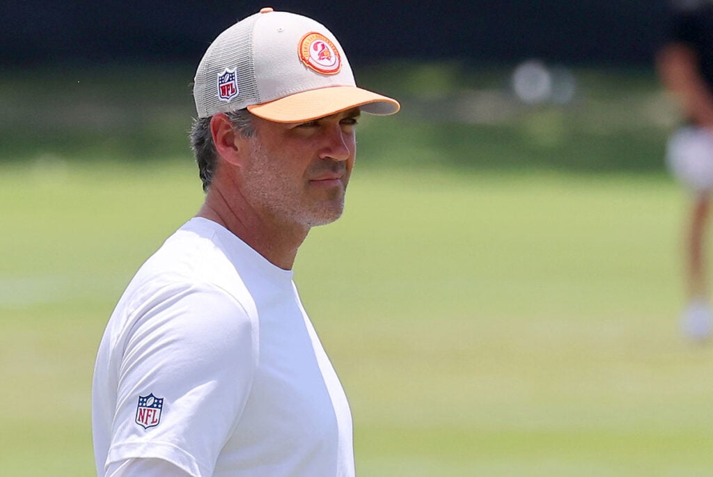 Bucs' Revamped Defense Receives Major Stamp Of Approval 5 Bucs Oc Zac Robinson