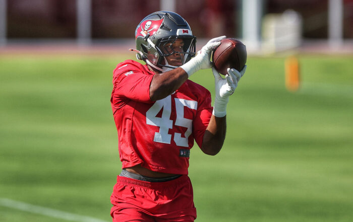Bucs Ilb Josiah Trotter