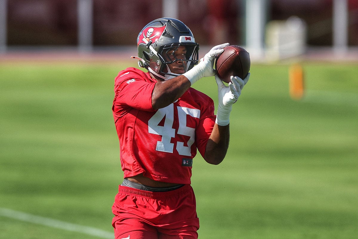 Bucs Ilb Josiah Trotter