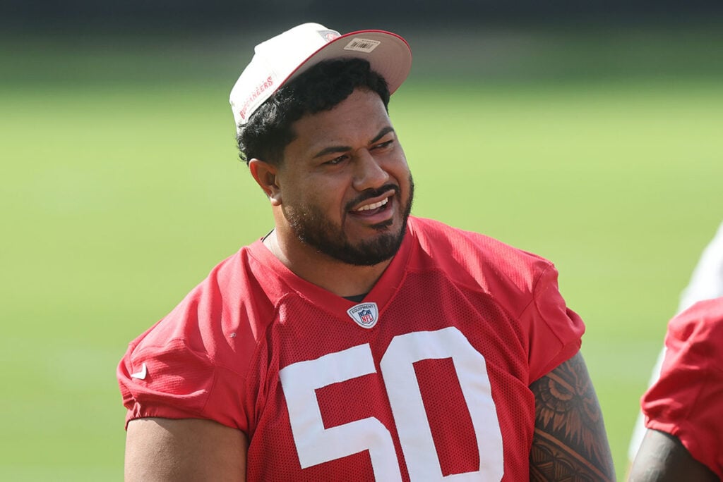 Bucs Mini-Camp Insider 6-16: New Energy, Spirited Goal Line Period Highlight The Day 2 Bucs Dt Vita Vea