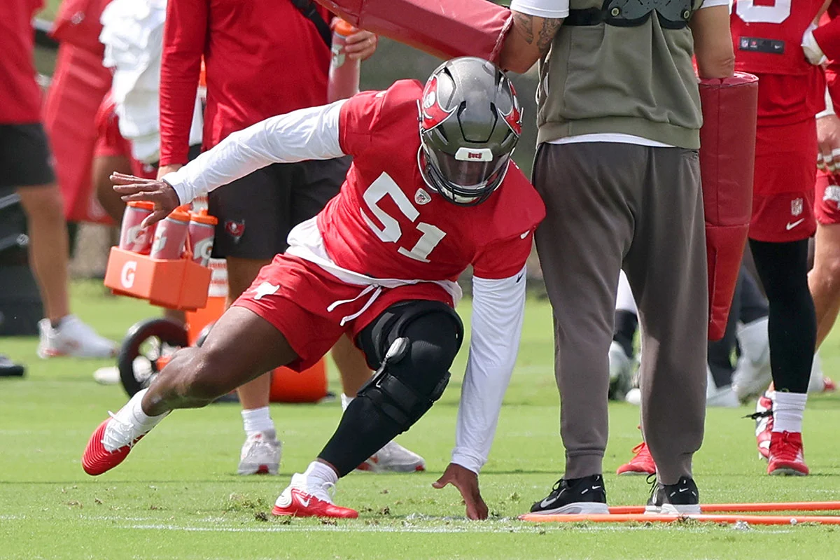 Bucs Olb David Walker