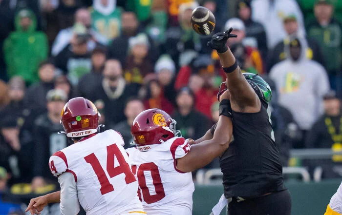 Oregon Dt A'Mauri Washington