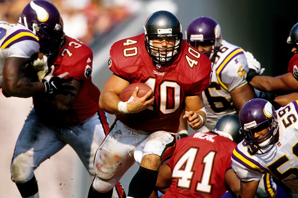 Former Bucs Fb Mike Alstott