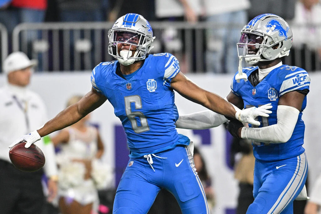 Bucs Sign Veteran Safety 4 New Bucs S Ifeatu Melifonwu