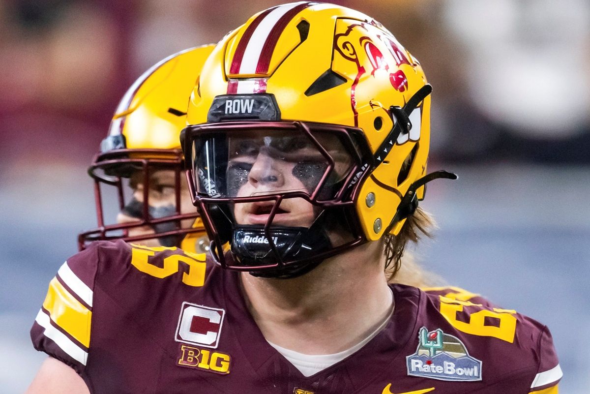 Greg-Johnson-Minnesota Minnesota G Greg Johnson Bucs