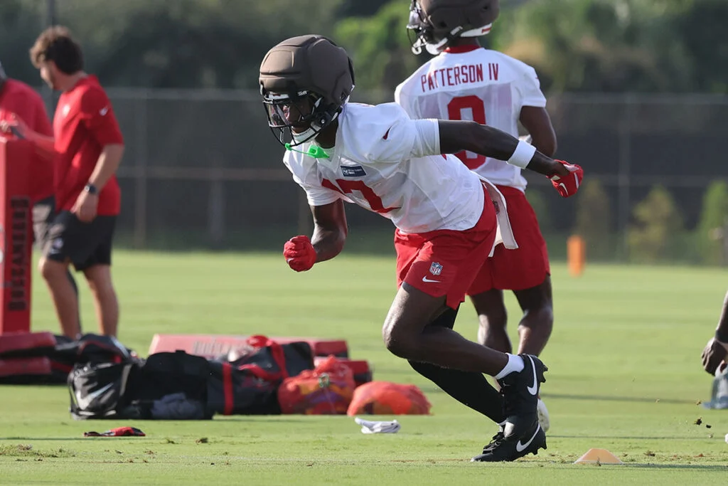 Bucs Camp Studs And Duds: 8-19 3 Bucs Wr Ted Hurst