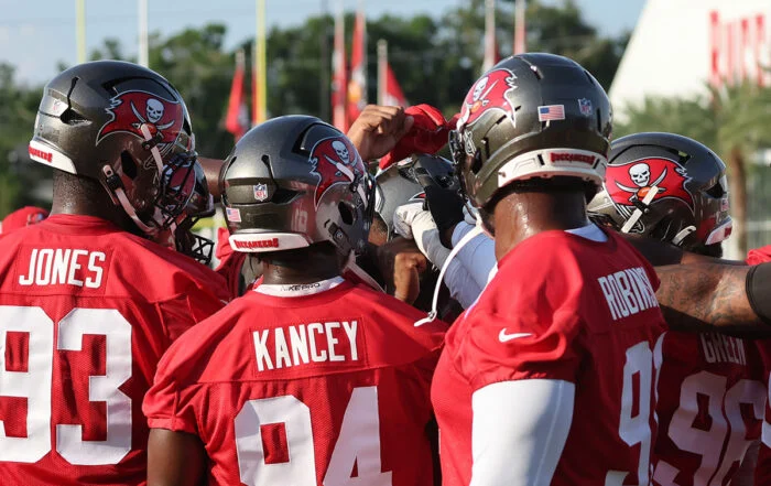 Bucs Dts Calijah Kancey, Jayson Jones And A'Shawn Robinson