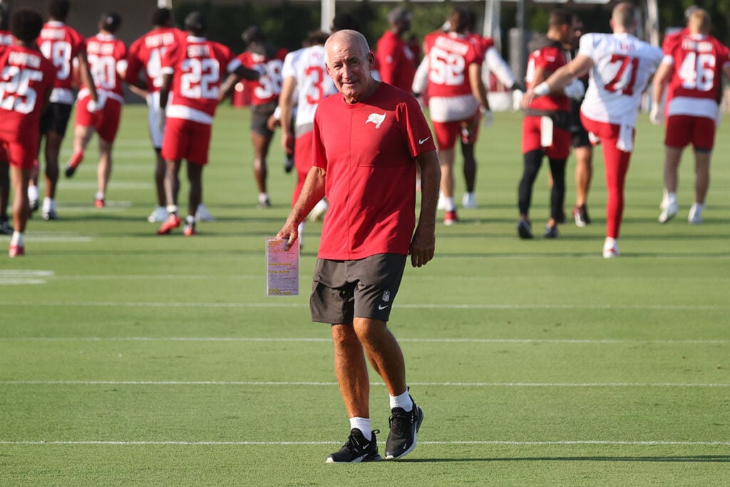 Bucs St Coordinator Danny Smith
