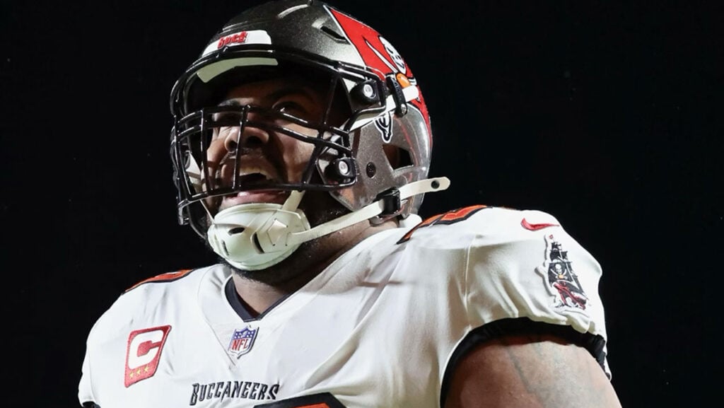 Pewter Report Podcast: Bucs Training Camp Preview: Offense 7 Bucs Dt Vita Vea